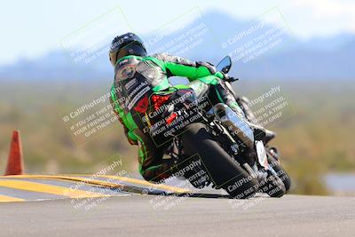 media/Oct-09-2022-SoCal Trackdays (Sun) [[95640aeeb6]]/Turn 9 Backside (120pm)/